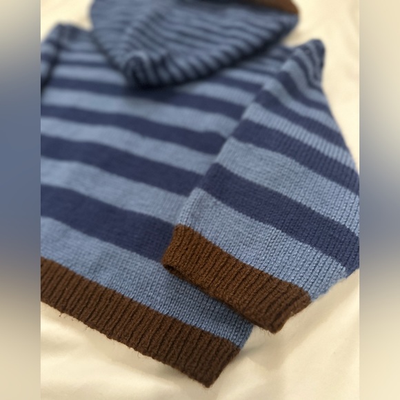 Hand-knit blue striped zip-up hooded sweater - Picture 7 of 7